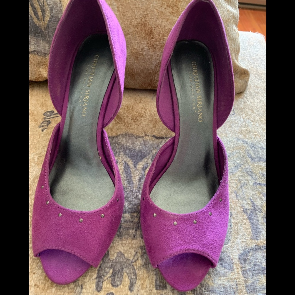 Christian Siriano woman’s (8) D’Orsay purple heels